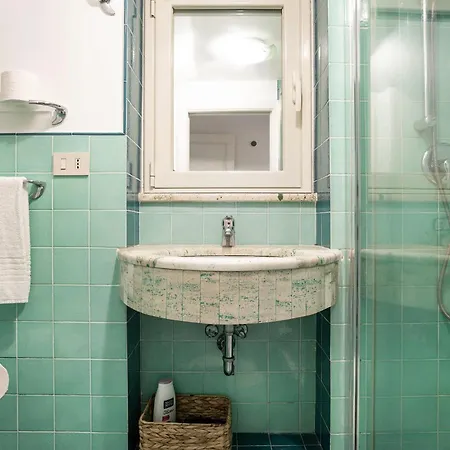 Maremonti Apartment *